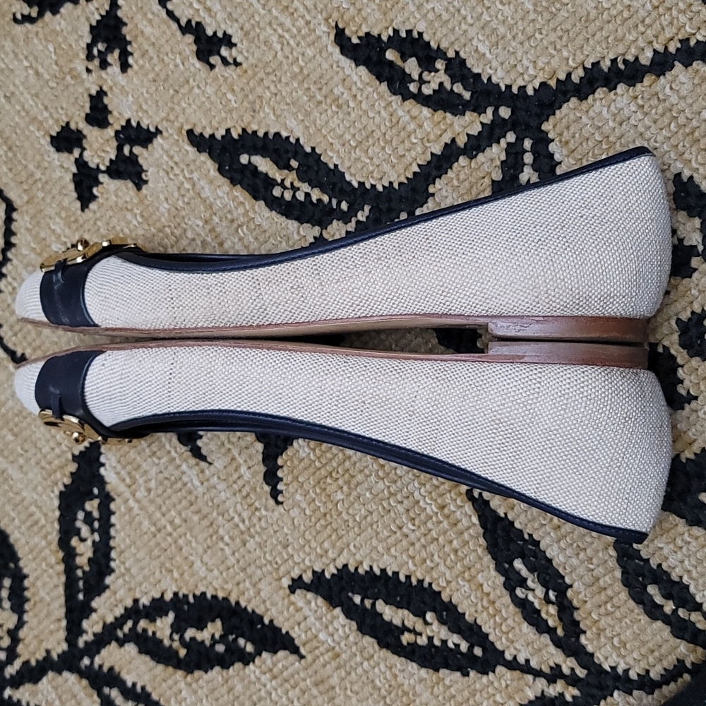 Talbots Flats - Straw Color with Blue & Gold Detailing- Size 7.5 - Picture 9 of 13